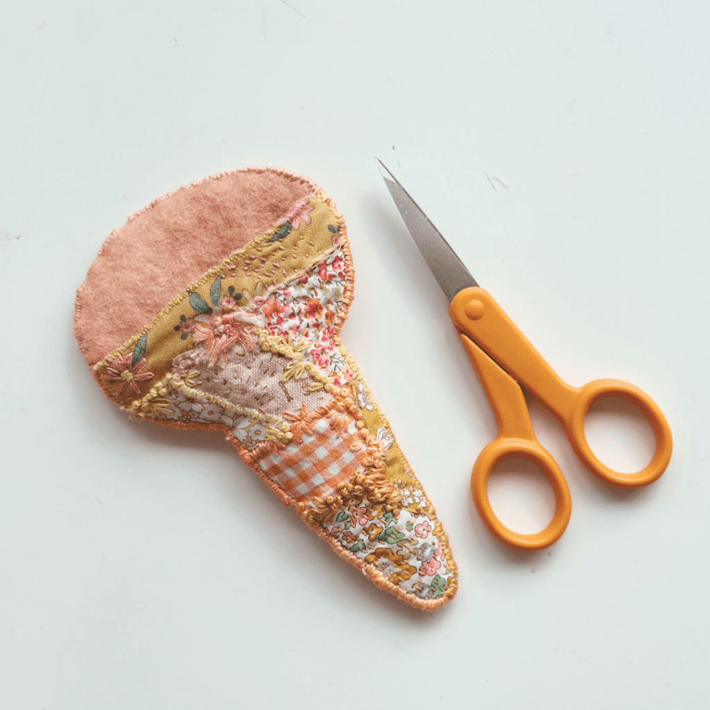 patchwork scissor case