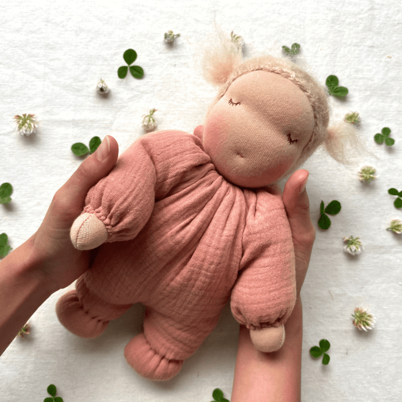 Clover (4) Clover (4)