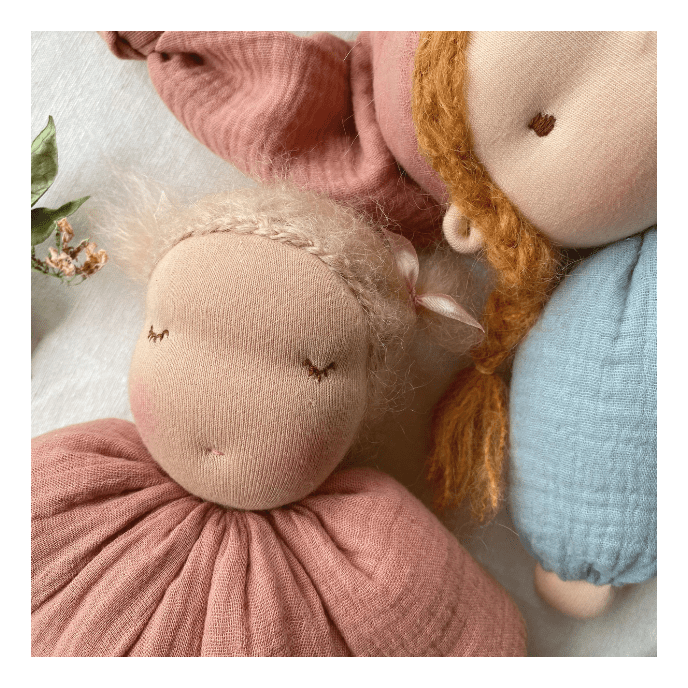 The Cuddle Dolls (4) The Cuddle Dolls (4)